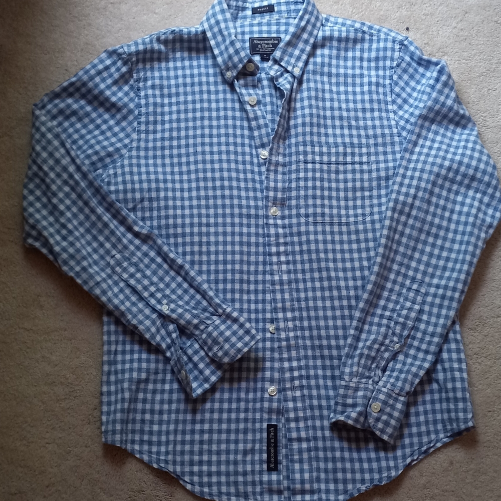 A&F Button down shirt long sleeve